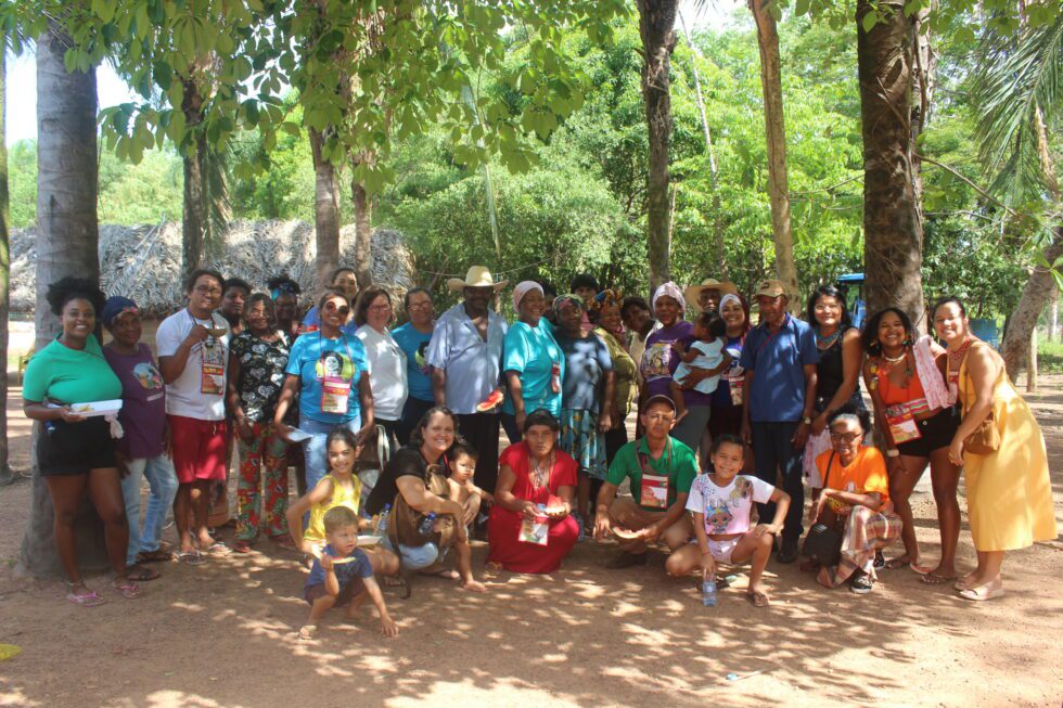 In the middle of training, CESE participates in exchange in a quilombola community in Mato Grosso (in Portuguese)
