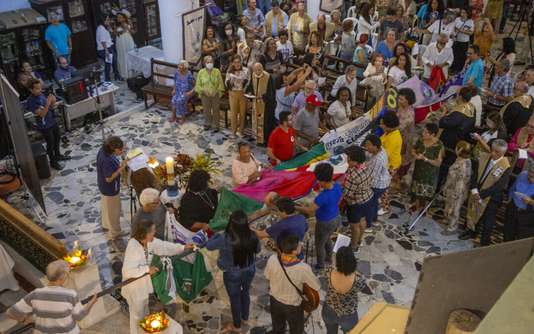 CESE comemora 50 anos com celebração inter-religiosa na Igreja da Santíssima Trindade